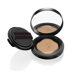Shiseido Synchro Skin Self Refreshing Cushion Compact Fondotinta - Fondazione Leggera e Duratura -Negozio al dettaglio [ Aveda] 2022 Shiseido Viso Synchro Skin Self Refreshing Cushion Compact 25